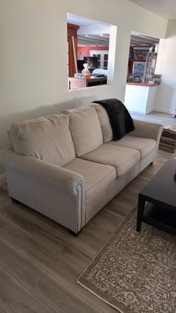 Couch & Chair