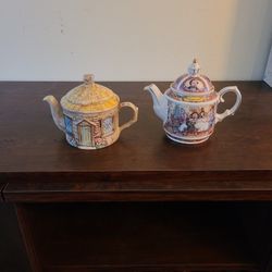 Porcelain Teapots