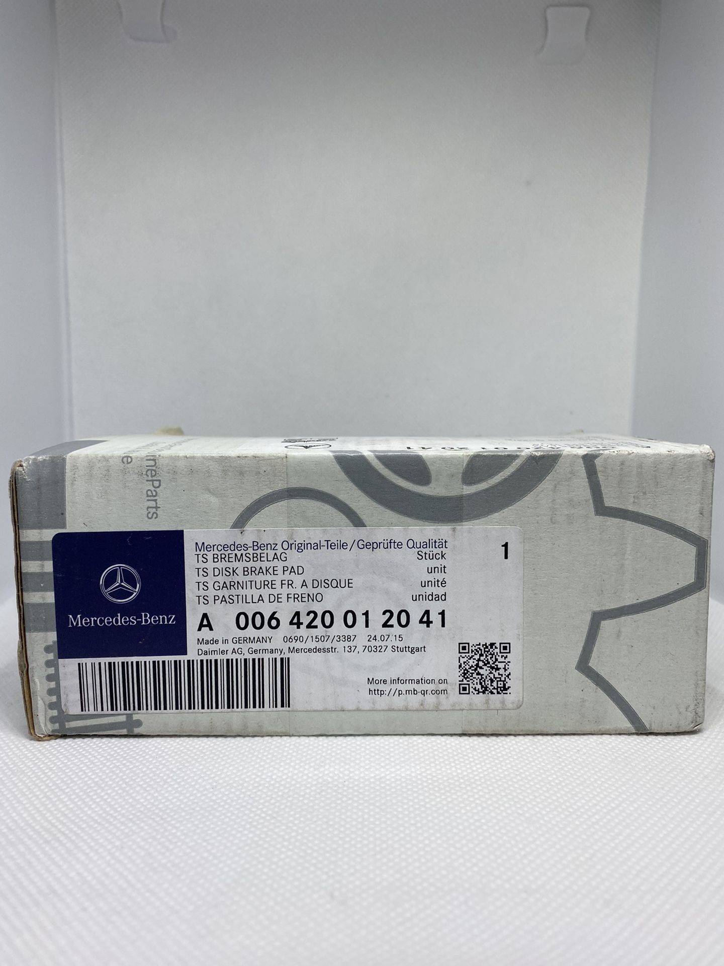 Mercedes Benz Rear Brake Pads, 006-420-01-20-41