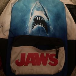 Jaws, Backpack