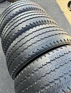 285 60 20 L/T Firestone I sell this Seth of tires with 80% life the 4