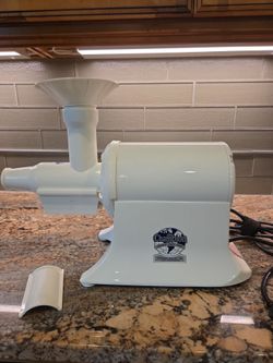 Champion Juicer