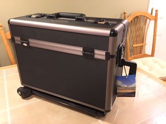 New Vanguard Hard Case Wheels Computer Laptop IPad Notebook Lockable