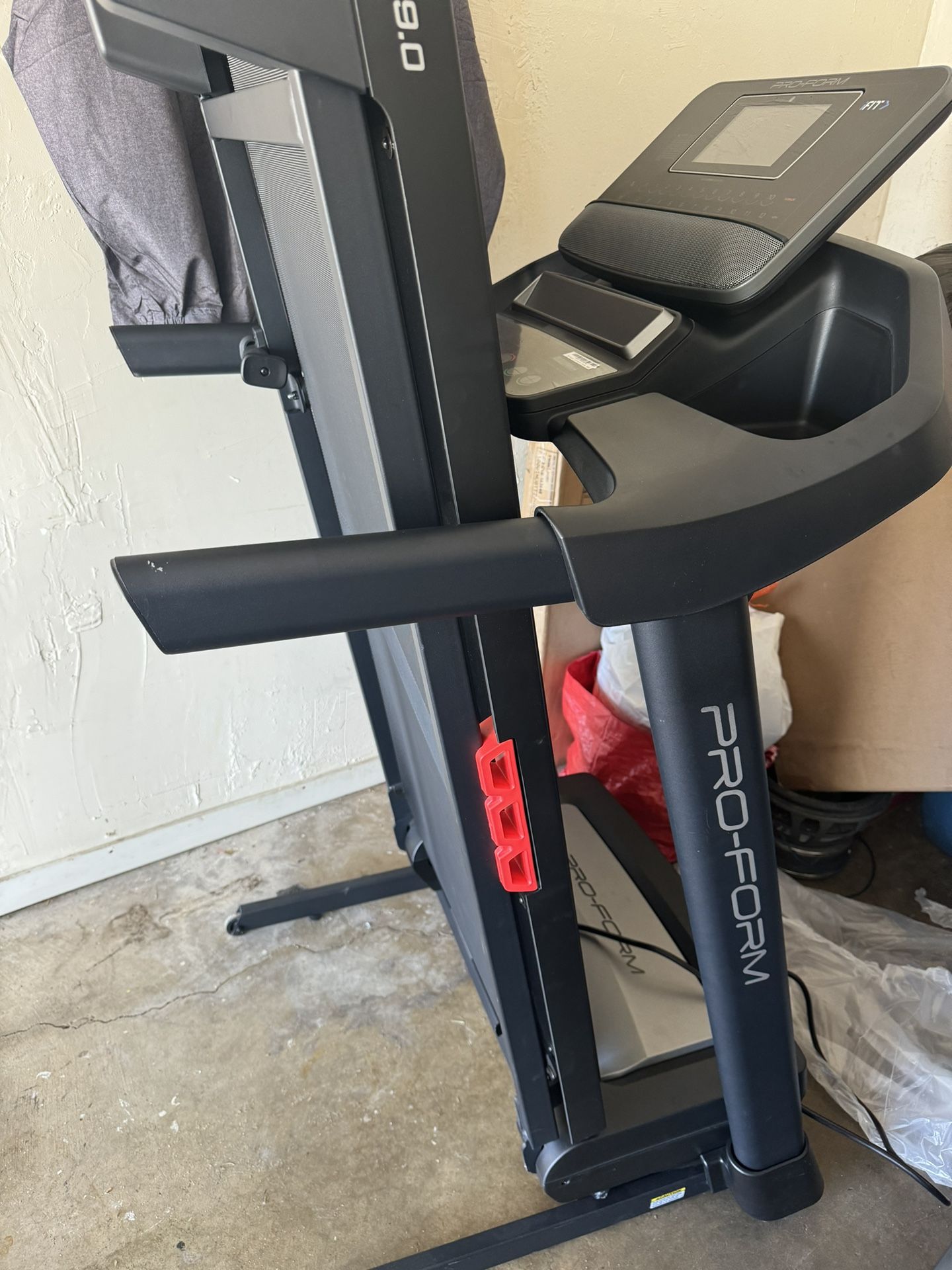 Pro Form Treadmill New 
