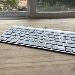 Apple Keyboard - Bluetooth, Wireless