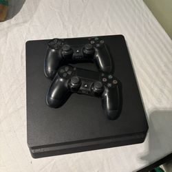 PS4 SLIM / PLAYSTATION 4 SLIM
