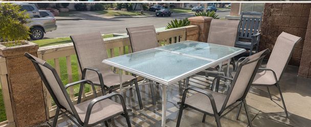 outdoor dining table set