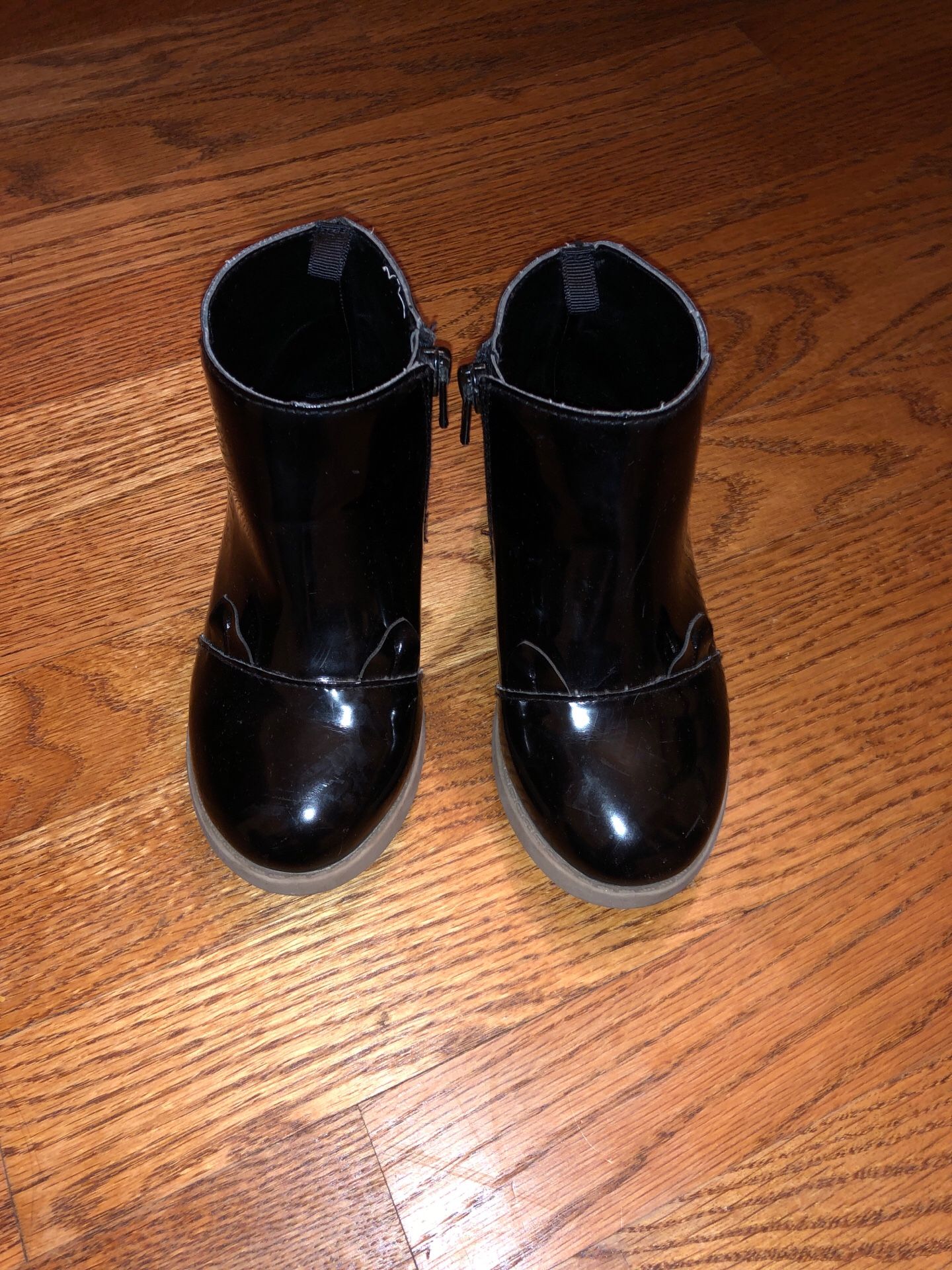 Girls kids boots size 9-10 Gymboree like new