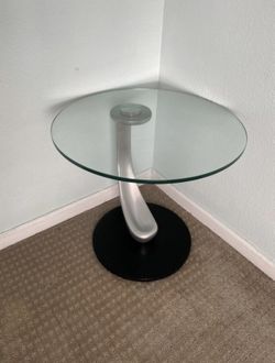 Round Glass Accent End Table