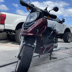 Scooter 2022 150CC ready for Doordash and More