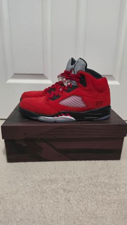 Jordan 5 Toro Size 11