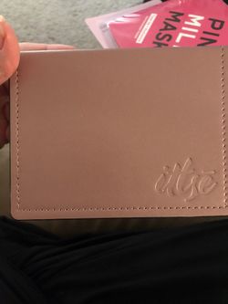 Eyeshadow palette