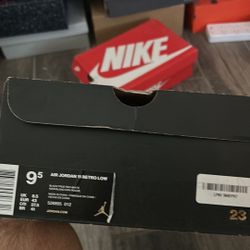 Jordan 11 Bred 2015 Pair