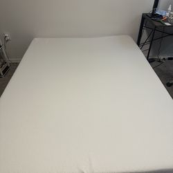 Queen Mattress Excellent Condition