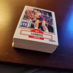 Lot of 58 1990-91 Fleer basketball common cards