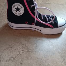 Women Converse Size 8