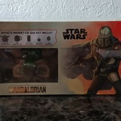The Mandalorian Gift Set
