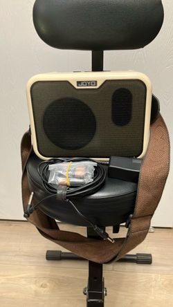 Bass amp portable runs on ac or battery