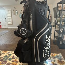 Næste Variant teenagere Titleist Hybrid 14 Way Golf Bag for Sale in Peoria, AZ - OfferUp