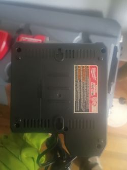 Milwaukee Rapid Charger M12 M18