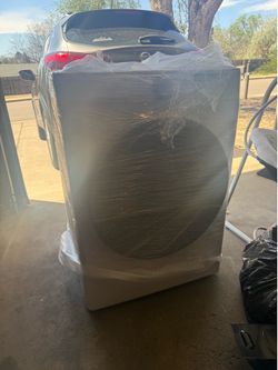 LG 2.4-cu ft Ventless All-In-One Washer Dryer combo