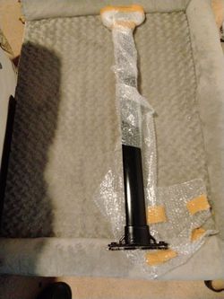 Roof rack cross bar. (1-only)