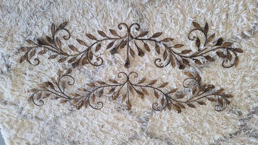 Set of 2 Vintage Metal Wall Art Scroll Leaf Design Rustic Bronze Home Decor