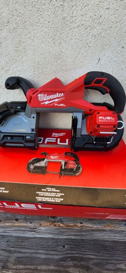 Milwaukee bandsaw m18 fuel heavy duty 5" cut  tool only new