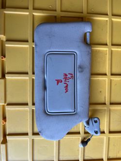 2015 Nissan altima right side sun visor