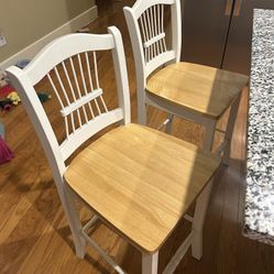 Set Of 2 Wooden Bar Stools