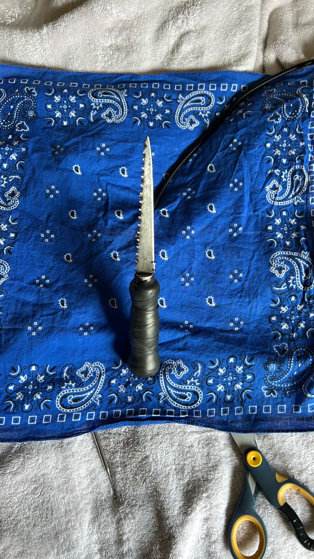 Small One Handed Saw Black