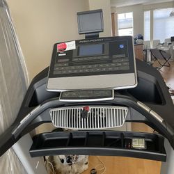 ProForm Pro 2000 Series Carbon Treadmill