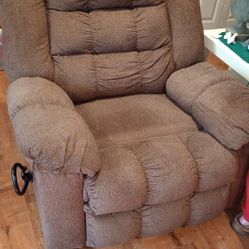Nice Comfy Brown Rocker /Recliner