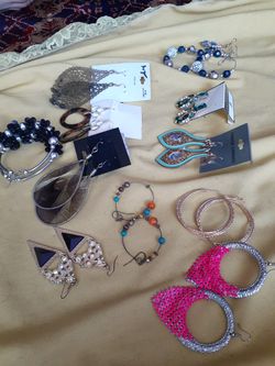 Earring good condition