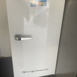 Small Fridge 
