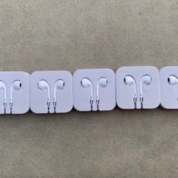 5 Apple hearpods Wired Earbuds - New OEM - 3.5 mn Headphones
