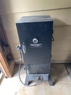 Masterbuilt Propane Smoker