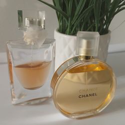 Decoration Set And Used Parfums