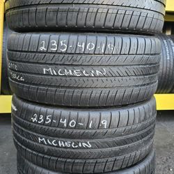 4 USED TIRES 235/40ZR19 MICHELIN pilot sport all season  w/90% Thread All 4 Installed $240 ($60 each)