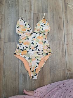 Swim suit
