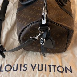 New and Used Louis vuitton bag for Sale in St Paul, MN - OfferUp