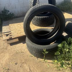 street 285/45/22   Mud tires 33x12.50x22