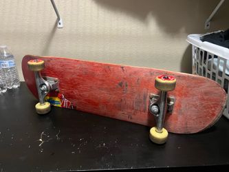 Skateboard 8.25