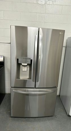 LG 3-Door Refrigerator (French Door Fridge) Stainless Steel - Water Dispenser Energy Star