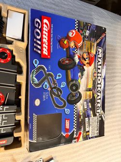 A almost new Mario cart carrera Go electric race set