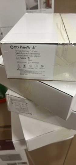 New BD purewick female catheter 30 Pack
