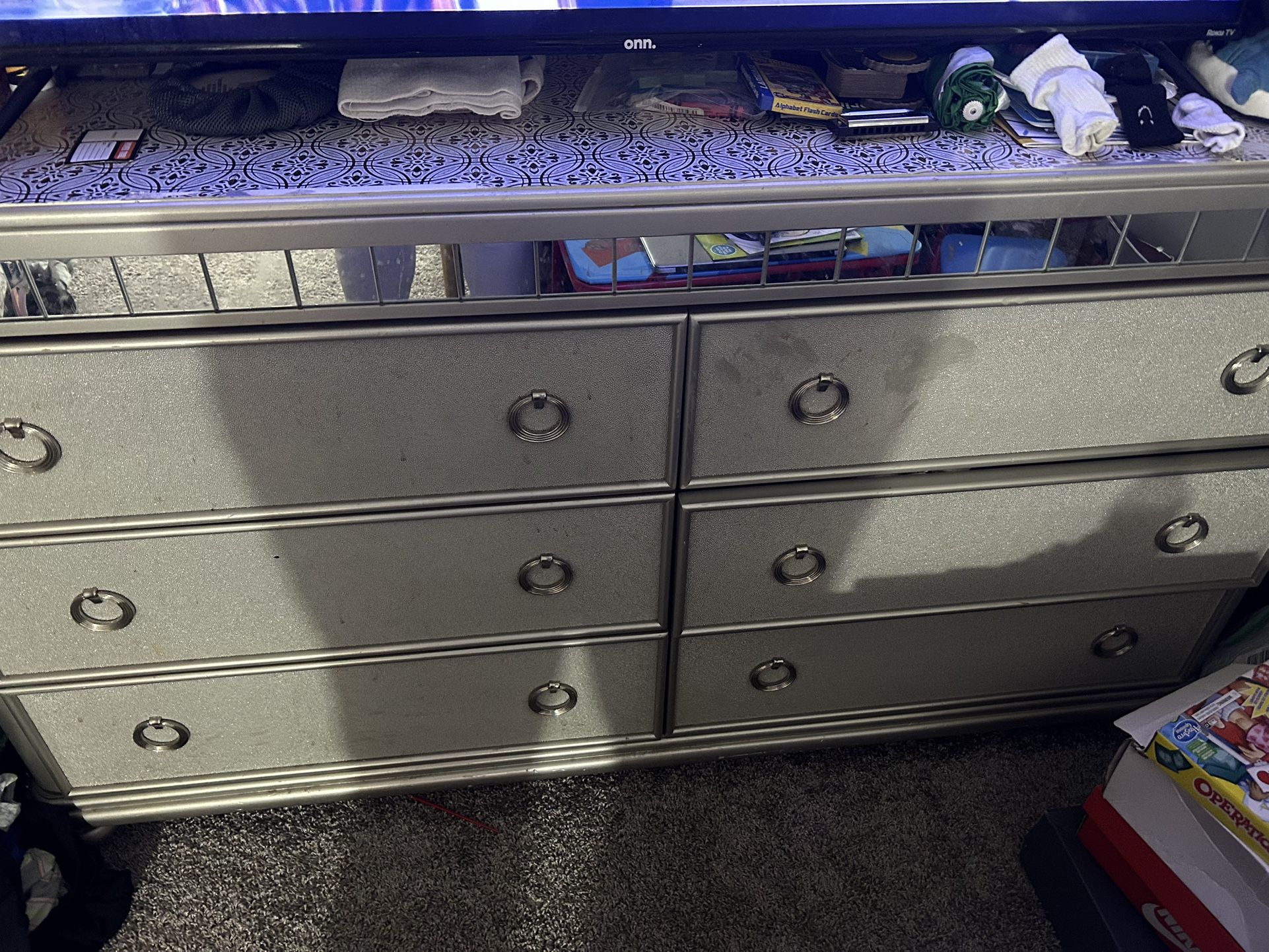 Used Dresser/Nightstand