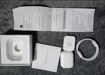 Airpods generation 2 pro.