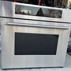 Thermador 30” Single Electric Wall Oven -SC301TP