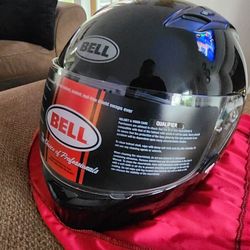 Bell Qualifer Size Med